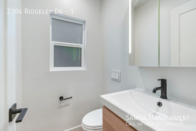 Building Photo - 2304 Ridgeley Dr