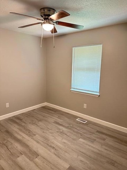 Building Photo - 4100 N Ocoee St