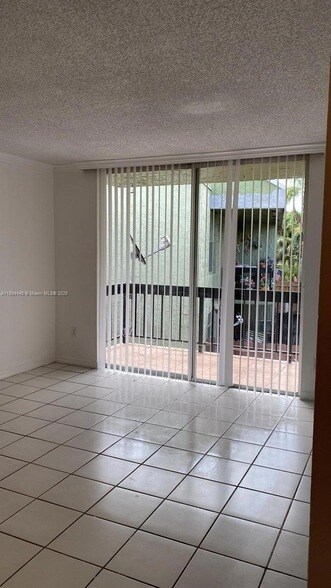 Building Photo - 8301 SW 142nd Ave