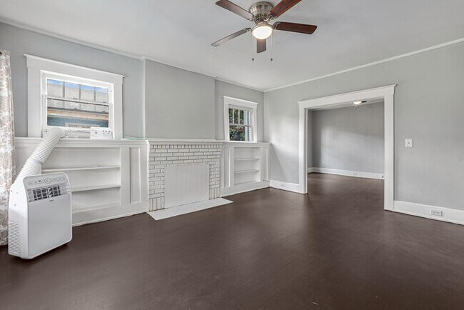 Building Photo - 4308 Terrace S