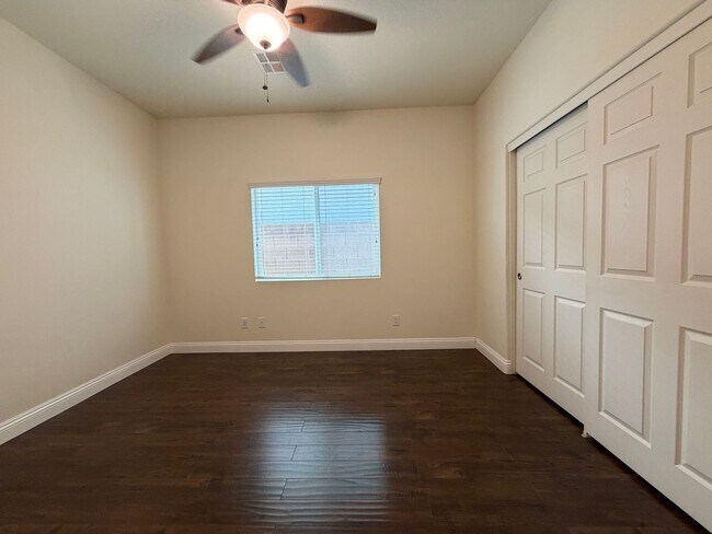 Building Photo - 1312 Fantastic Ct