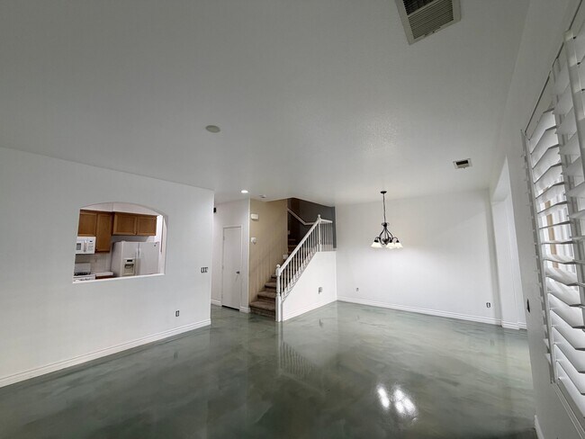 Building Photo - 1431 Trouville Ln