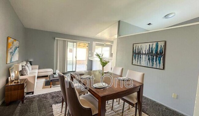 Building Photo - 12643 Gorham St