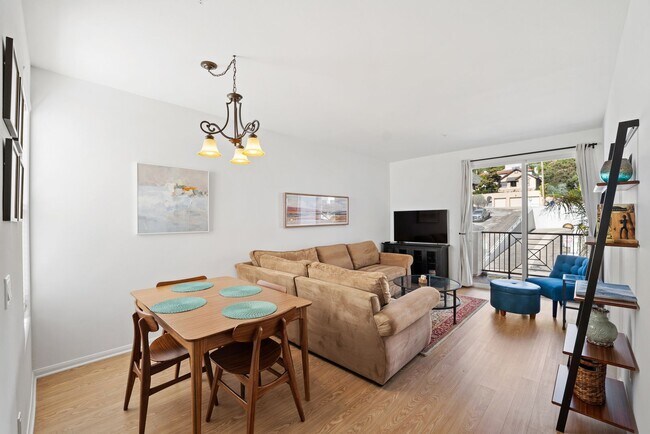 Building Photo - Discover Ventura's Downtown and Coastal Lifestyle