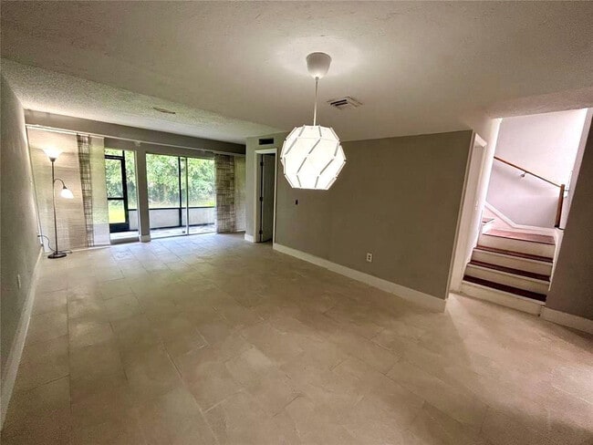 Building Photo - 8131 Lagos De Campo Blvd