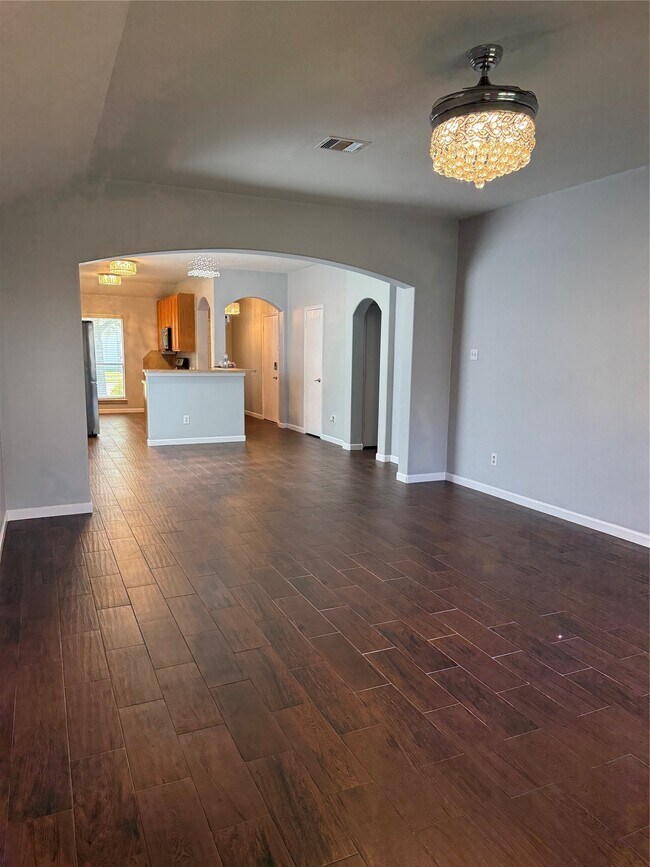 Building Photo - 15327 Summerlyn Point Ln