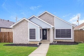 Building Photo - 1334 Cedar Ridge Dr