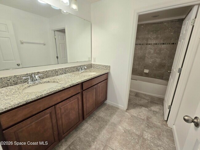 Building Photo - 1723 Musgrass Cir