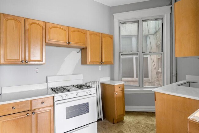 Building Photo - 1 bedroom in Chicago IL 60302