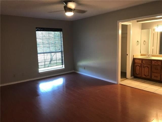 Building Photo - 1126 Woodrow Dr