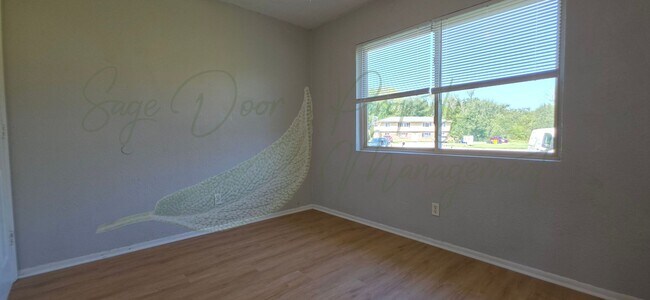 Building Photo - 5529-5531 Freeman Ct