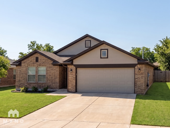 Building Photo - 10702 NW 20th St