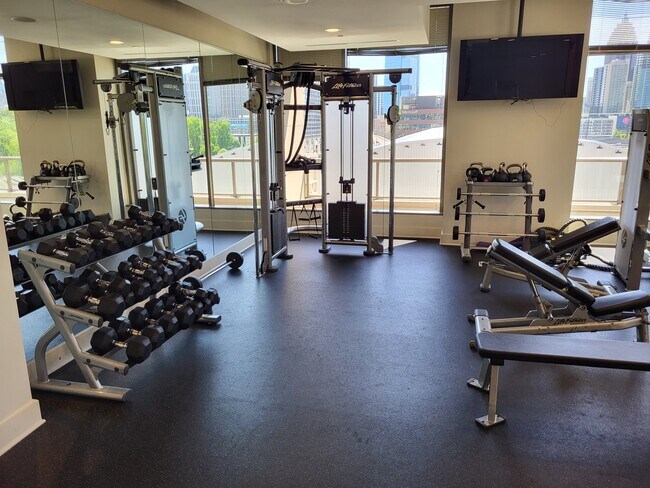 Building Photo - 270 17th St NW