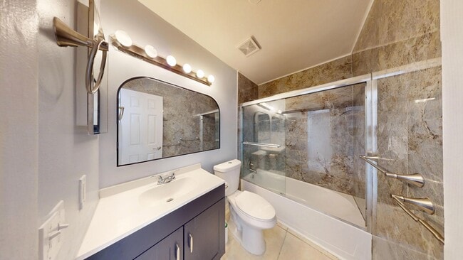 Building Photo - 704 49th St E