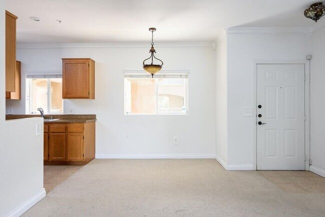 Building Photo - Rancho Mission Trails Condo