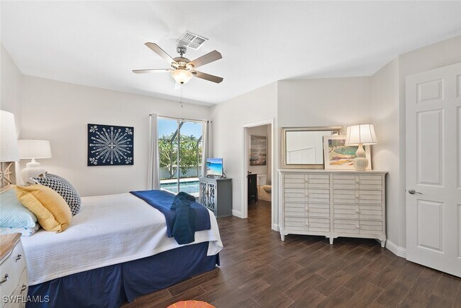 Building Photo - 8949 Lely Island Cir