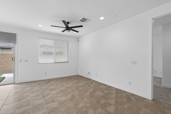 Building Photo - 24870 N 171st Ln