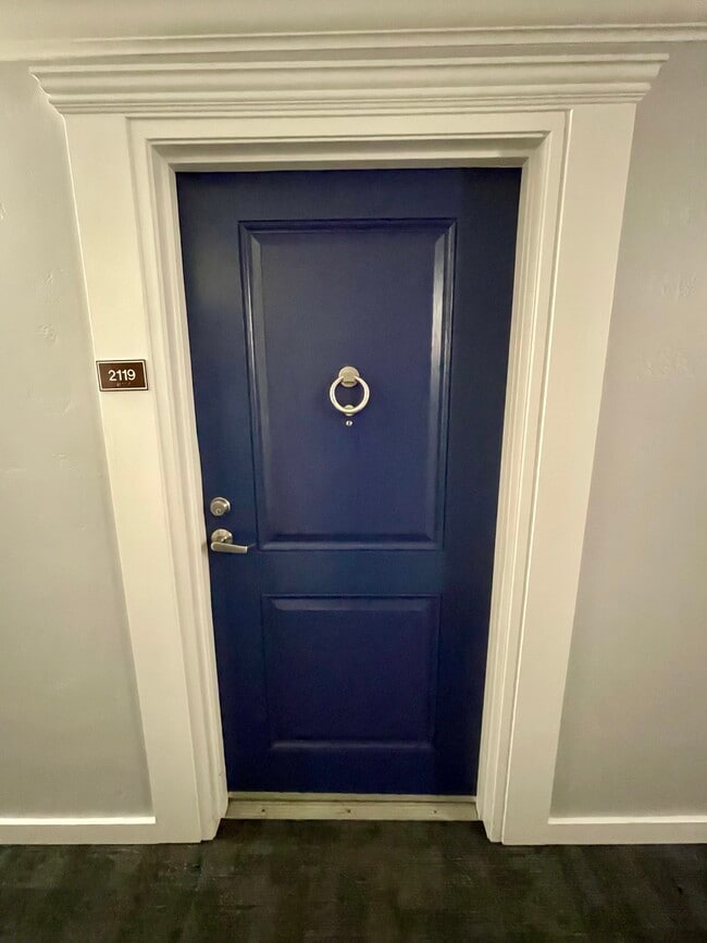 Building Photo - 6400 Christie Ave