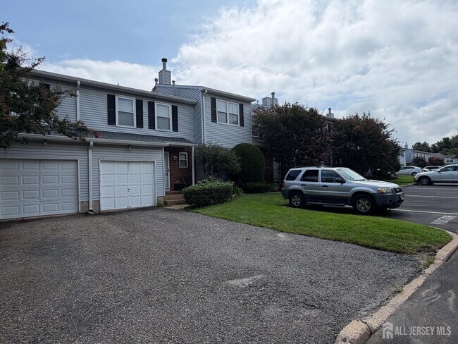 Building Photo - 99 Brookview Cir