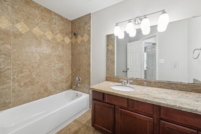 Building Photo - 2624 Detering St