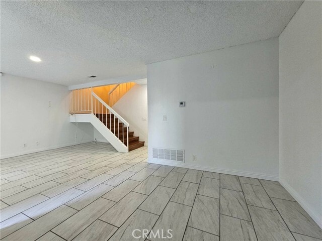 Building Photo - 13057 Kiwi Ln