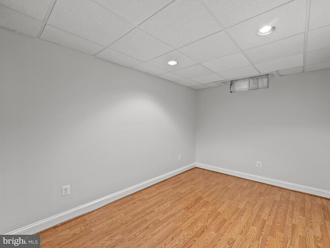 Building Photo - 4280 Branch Brigade Ln