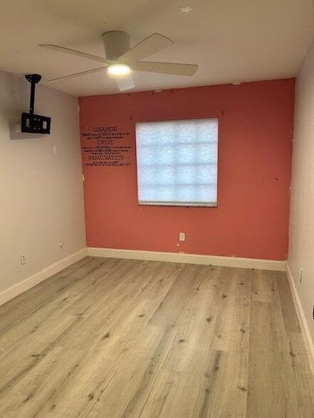 Building Photo - 1305 Lucaya Dr