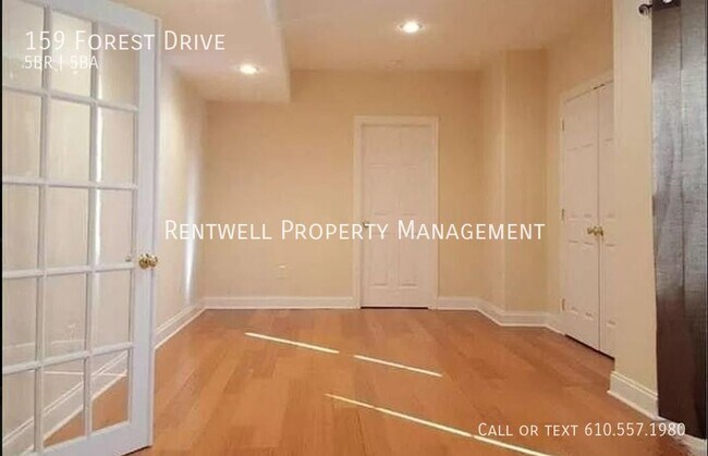 Building Photo - 159 Forest Dr