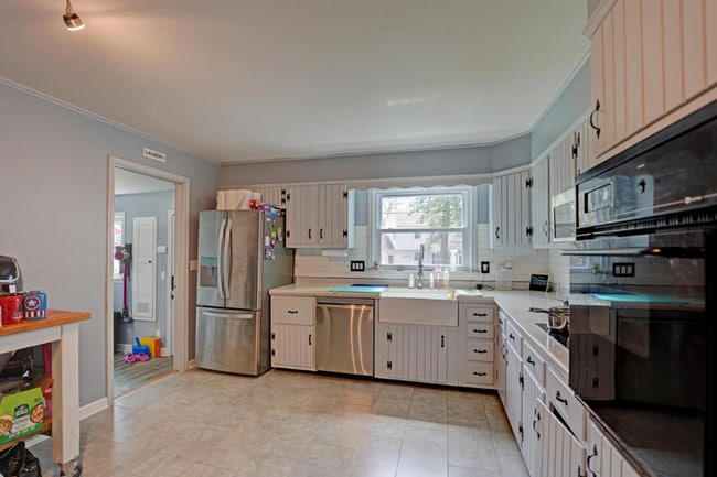 Building Photo - 606 Wyoming Ave