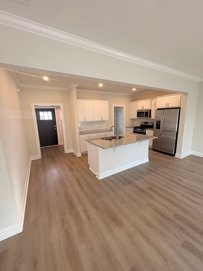 Building Photo - 114 Alva Ct