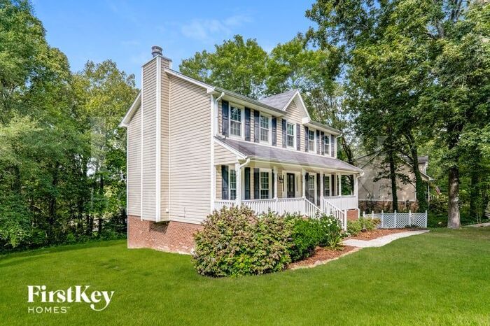 Building Photo - 1313 Colonial Way