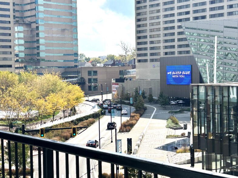 Building Photo - 515 W Main St