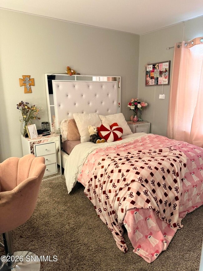 Building Photo - 548 La Entrada Cir