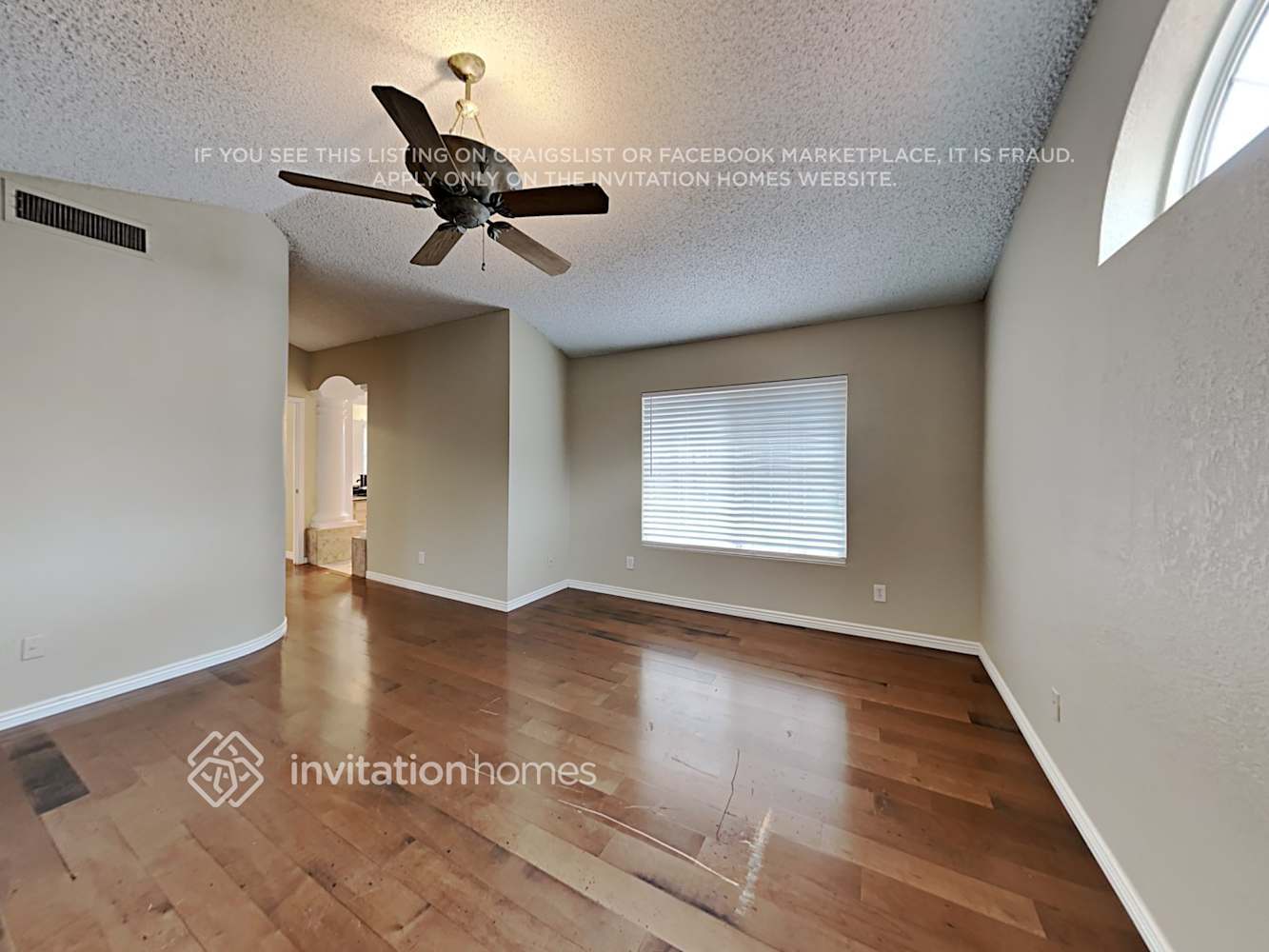 Building Photo - 7019 N 28th Ave