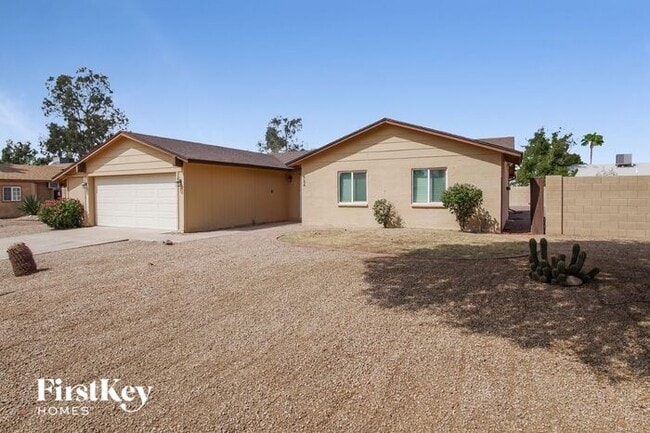 Building Photo - 4134 E Campo Bello Dr