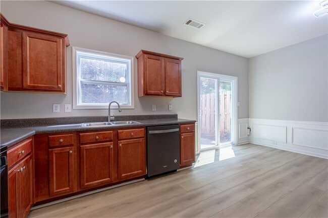 Building Photo - 3176 Creston Park Ct