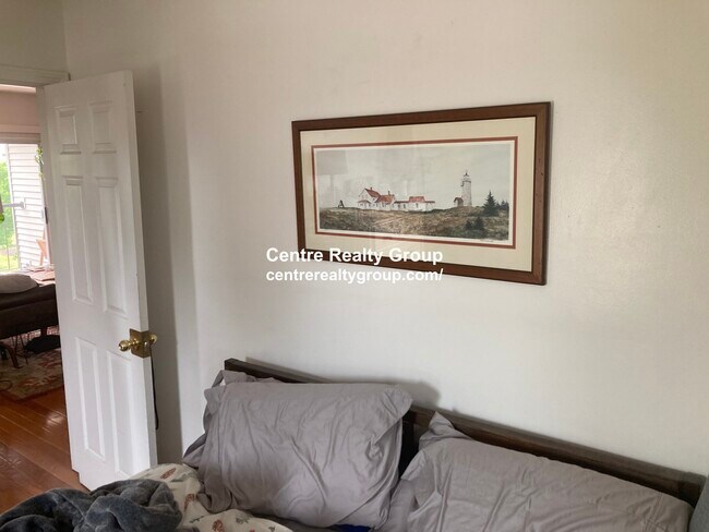 Building Photo - 10 Morgan Pl