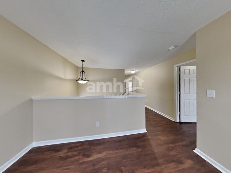 Building Photo - 9772 Trail Dr