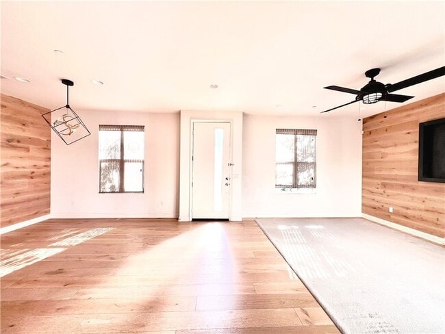 Building Photo - 101 Fixie