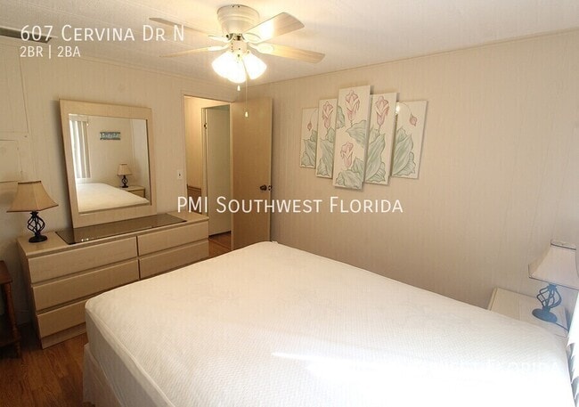 Building Photo - 607 Cervina Dr N