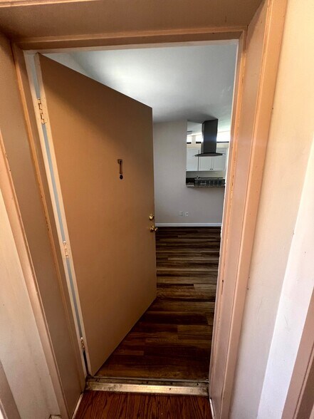 Building Photo - 3704 Midvale Ave