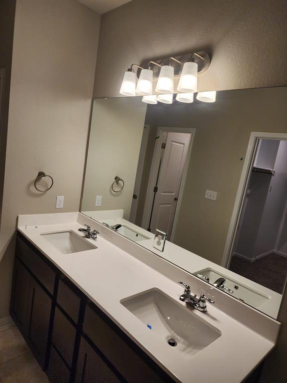 Building Photo - 1668 Coral Sunrise Trl