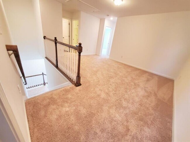 Building Photo - 5830 Flint Ln