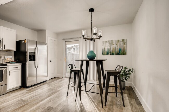 Building Photo - 1604 Anise Dr