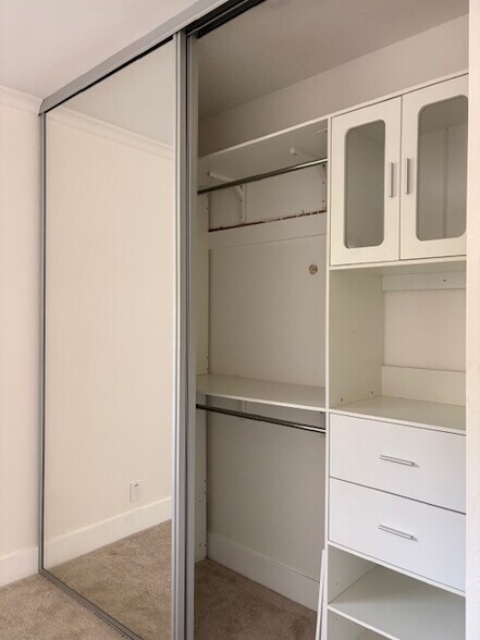 Building Photo - 1411 Casa Buena Dr