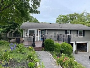 Building Photo - Beautiful 3-Bed Home Minutes from Downtown Chattanooga!