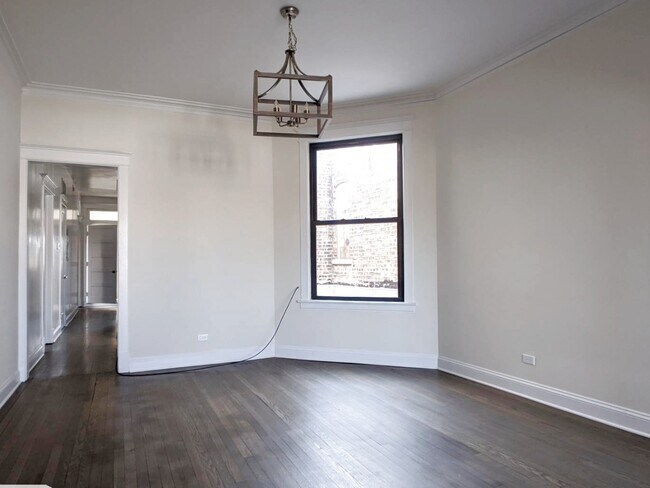 Building Photo - 2896 N Milwaukee Ave