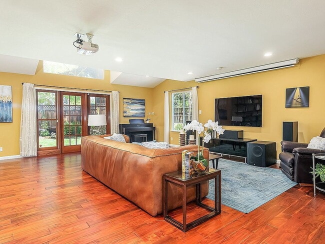 Building Photo - "Charming 4-Bedroom Retreat with 3 Full Baths in Pleasanton – 2,398 Sq Ft of Comfortable Living!"