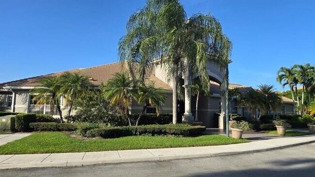 Building Photo - 5021 Wiles Rd
