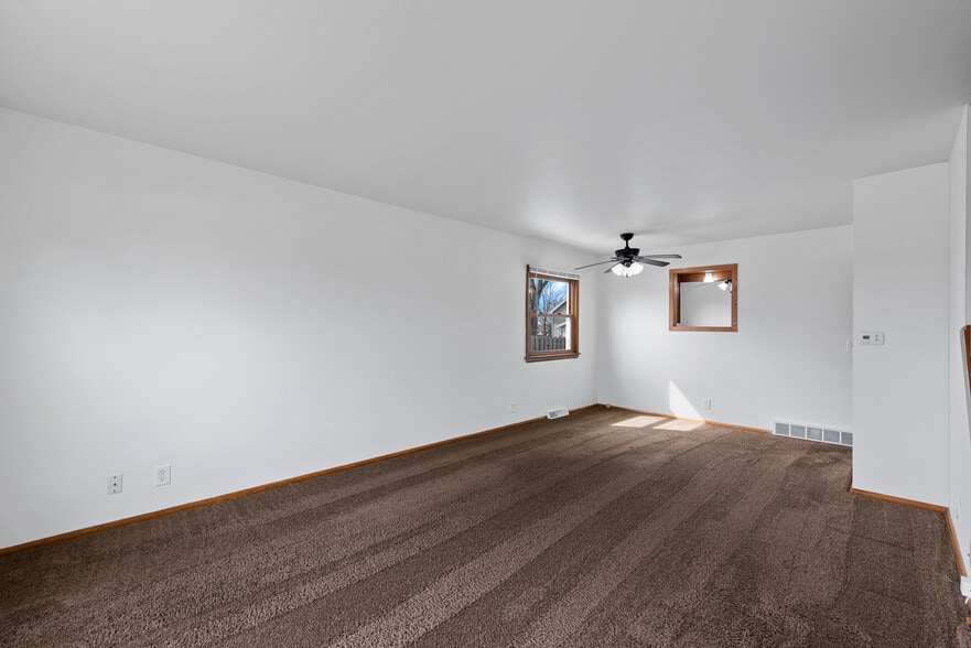 Building Photo - 3769 S 88th St